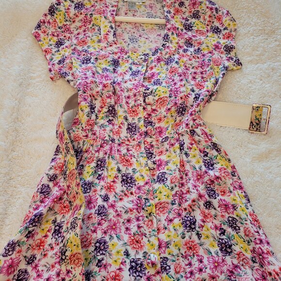 Vintage Floral  Dress with Belt - Picture 1 of 8